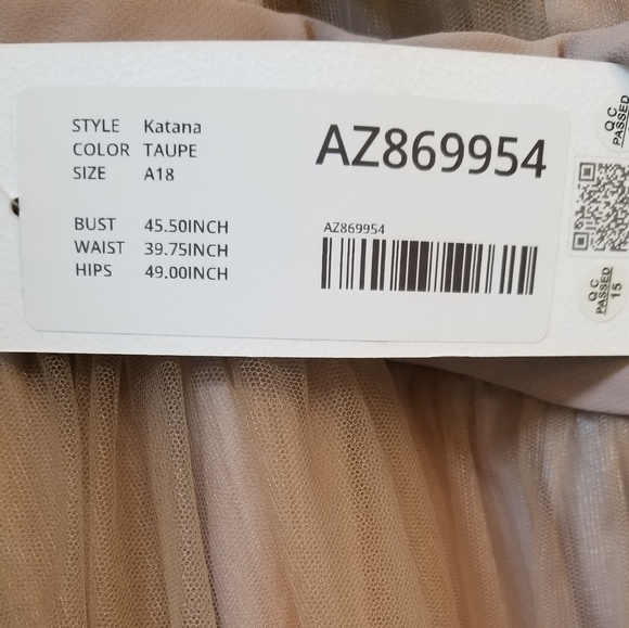 Taupe Bridesmaid Dress size 18 - Picture 2 of 5